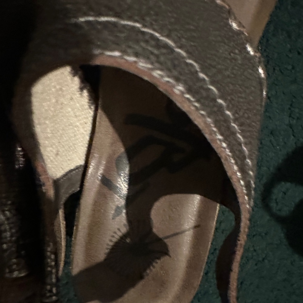 OTBT Brown Wedges - Picture 3 of 8